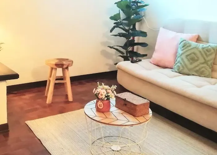 Mansarda In Centro Con Privata E Possibilità Garage Appartement Menaggio